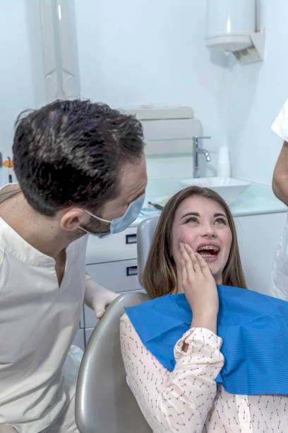 Best Emergency Treatment for Toothache in Huntington Woods, MI