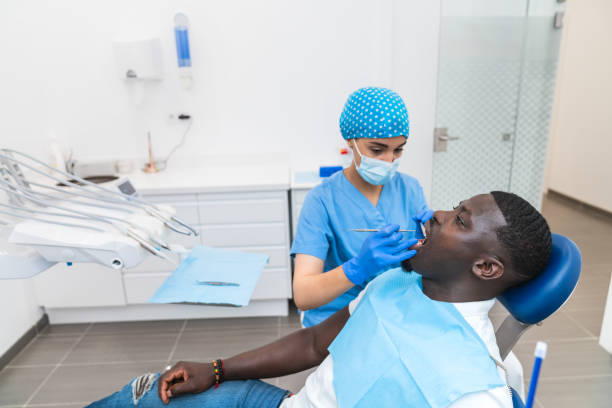 Best Emergency Tooth Extraction in Huntington Woods, MI